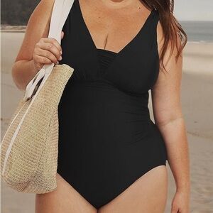 Lands' End Plus Size Slender Suit Grecian Low Leg One Piece Swimsuit sz 24W DDD